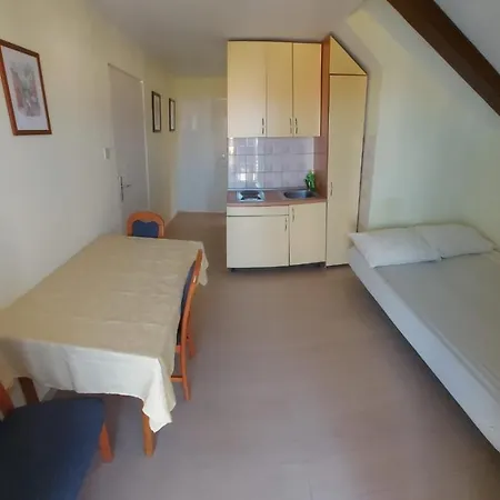 Apartament Toni *