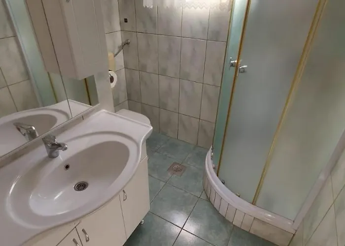 Apartament Toni Srima