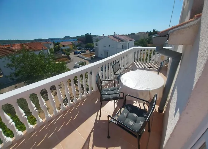 Toni Appartement Srima